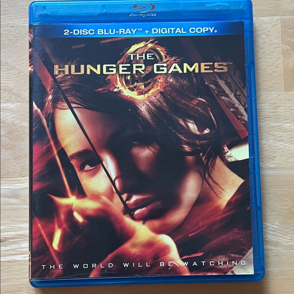 The Hunger Games Blu-ray 2-Disc set